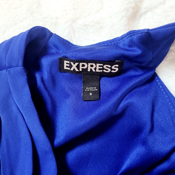 Express | Crossover Dress - Picture 3 of 4